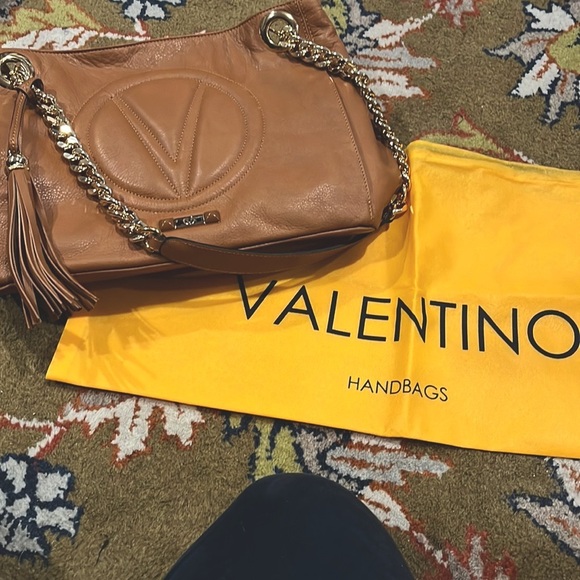 NWT Authentic leather Mario valentino tote